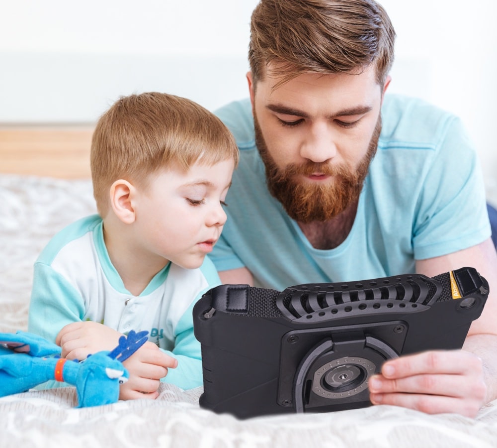 parent using AAC device with child